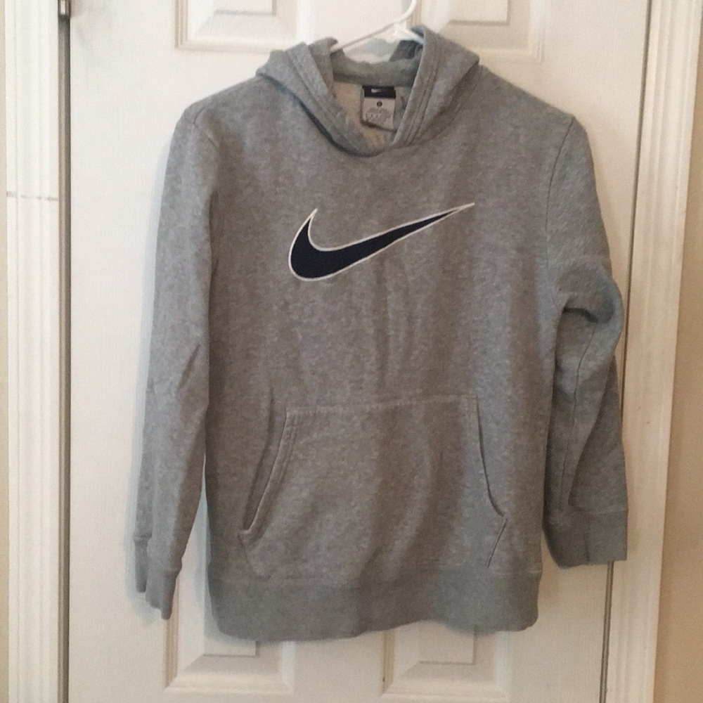 Boys NIKE hoodie size medium